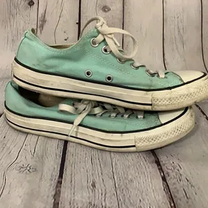 Converse Mint Green Low Tops - size 8 thumbnail 2
