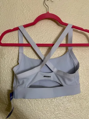 Brooks Light Blue Luxe Strappy Scoop Neck sports bra size Small NWT thumbnail 4