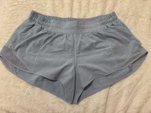Lululemon Hotty Hot Shorts 2.5 low rise thumbnail 1