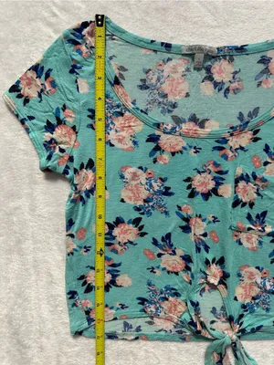Charlotte Russe Floral Tie Front Crop Top in Blue Size Small Short Sleeve thumbnail 3