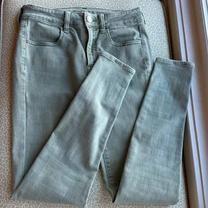 American Eagle Green Next Level Stretch Hi-Rise Jegging size 4 thumbnail 1