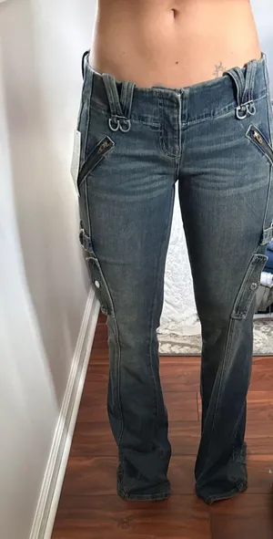 BDG Low-Rise Flare Jeans Y2K thumbnail 1