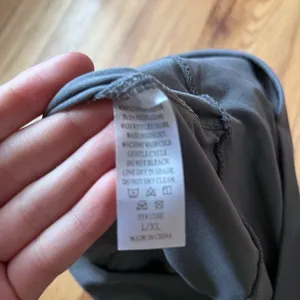 Amazon Grey capris size large/ xl Gray thumbnail 3