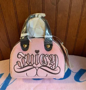 Juicy Couture Pam & Gela Pink Velour Travel Jewelry Case Bag New With Tags thumbnail 1