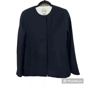 Freeport studio navy blue blazer Size 10p thumbnail 2