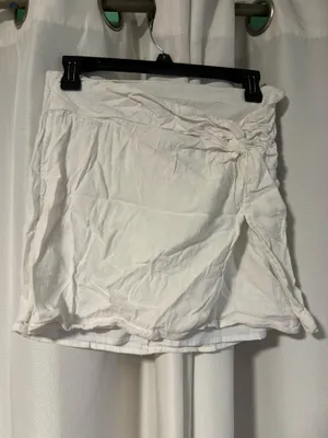 Hollister White Skirt Mini thumbnail 1