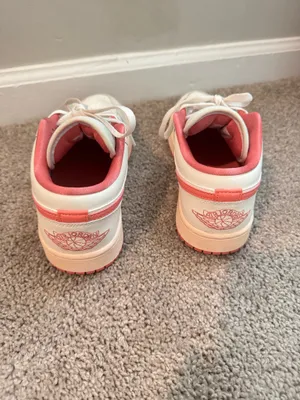 Jordan 1 Low "Sail/Guava Ice/Pink Salt" sneakers Size 7.5 thumbnail 3