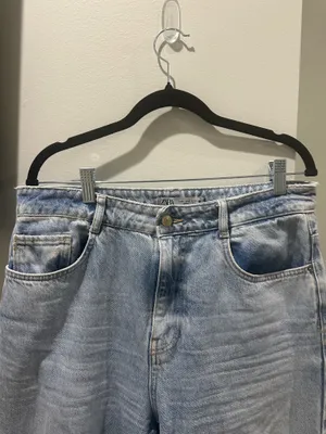 Zara jeans thumbnail 2