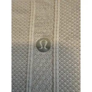 Lululemon Swiftly Tech Short Sleeve Shirt Grey Taupe Size 10 Slim‎ Fit Running thumbnail 4