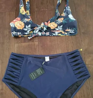Relleciga Bikini buttoms size large and small top thumbnail 1