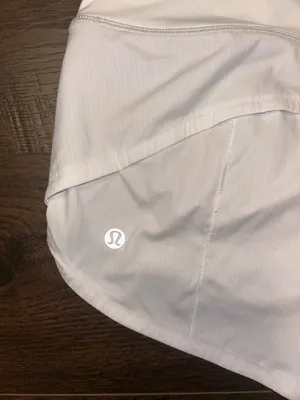 White Lululemon Speed Up 2.5" Low-Rise Lined Shorts 4 thumbnail 3