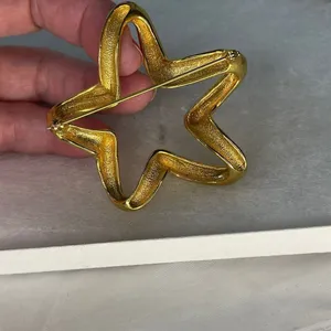 VTG abstract star brooch freestyle design gold tone thumbnail 3