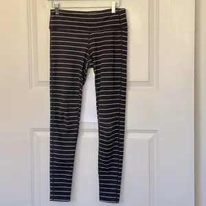 Athleta Chaturanga Ankle Leggings Small Activewear Workout thumbnail 3