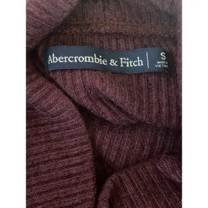 Abercrombie & Fitch Women's Red Turtleneck Long Sleeve Knit Sweater Top Size S thumbnail 5