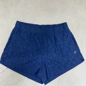 GAP Women's Navy Leopard Print Athletic Shorts thumbnail 3