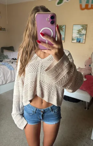 Hurley summer sweater thumbnail 1