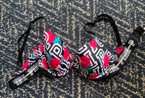 Victoria's Secret PINK Bra thumbnail 1