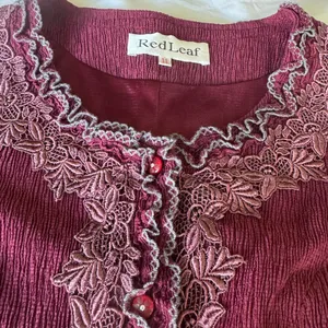 Elegant Burgundy Lace Trim Top thumbnail 6