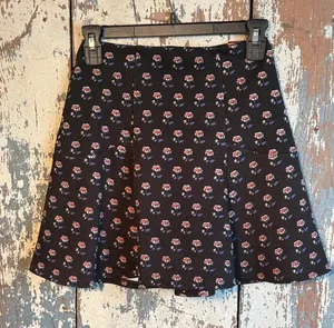 NWT Hollister Skater Skirt size XS, black floral mini skirt thumbnail 1