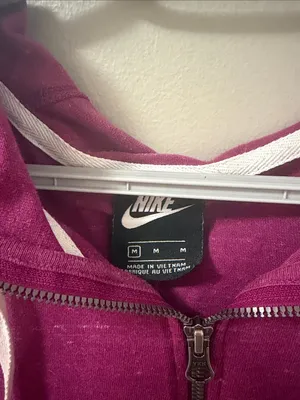 Nike lightweight zip up athletic hoodie in berry color M thumbnail 4