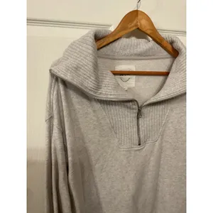 Aerie Down to Earth 1/4 Zip Sweatshirt Women's XS Gray Oversized Pullover thumbnail 5