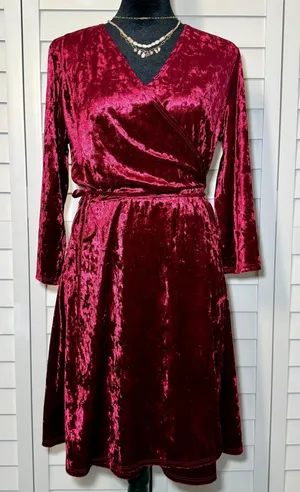 Burgundy Crushed Velvet Long Sleeve Faux‎ Wrap Dress thumbnail 1