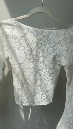 MOTEL Halfi Long Sleeve Top in Hibiscus Crochet Lace Ivory thumbnail 2