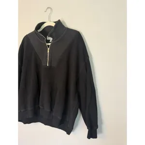 The Great The Slouch Trail Half Zip Pullover Sweatshirt in Black |Sz 1 (S) thumbnail 6