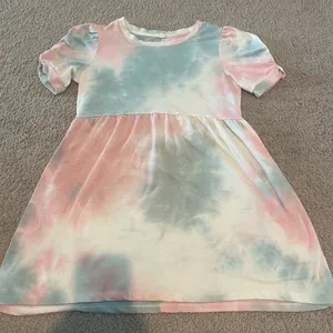 Eyeshadow Women’s TieDye Puffsleeve Dress thumbnail 2