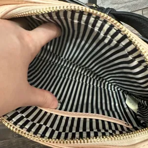 Kate Spade Henderson Street Bow Crossbody Purse Bag thumbnail 7