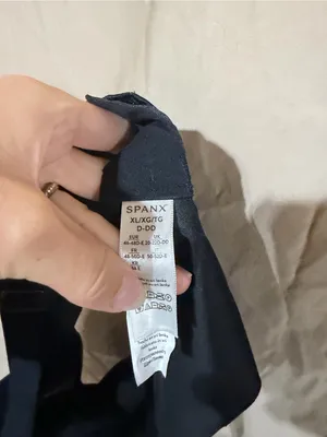Spanx bra thumbnail 3