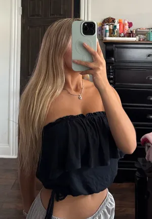 Abercrombie & Fitch Black Strapless Ruffle Crop Top - Women thumbnail 1