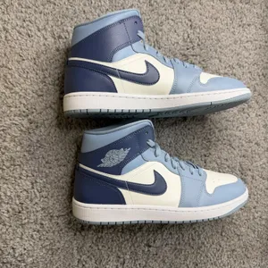 Jordan 1 Mid Sail Diffused Blue Grey BQ6472-140 Womens 12 Sneaker Mid Top thumbnail 6