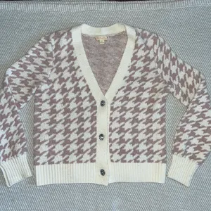 Women’s Boutique Pink Cream Houndstooth Long Sleeve Knit Sweater Sz Sm thumbnail 1