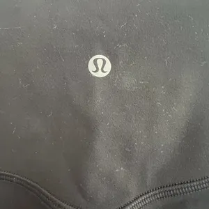 Lululemon black cropped leggings thumbnail 3