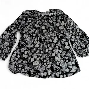 Motherhood Maternity Black & White Floral Women's Cotton Blouse thumbnail 1