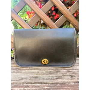 Vintage Coach Pocket Purse Black Leather Crossbody Bag 9755 Brass Turnlock thumbnail 2