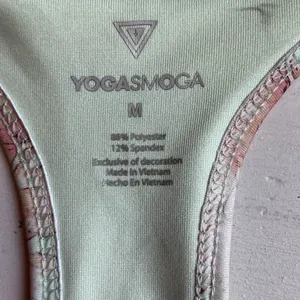YOGASMOGA Women Mint Green Floral Racerback Ruched V-Neck Sports Bra Medium NEW thumbnail 3