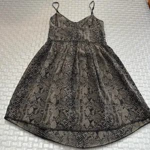 Wilfred Aritzia Silk Snakeskin Bustier Mini Dress Size 0 thumbnail 2