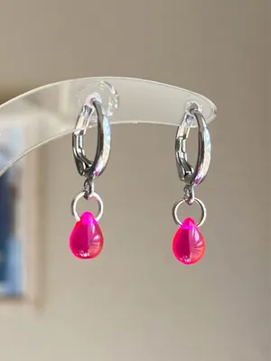 Handmade mini hot pink teardrop Czech glass simple minimalist earrings🩷 thumbnail 3