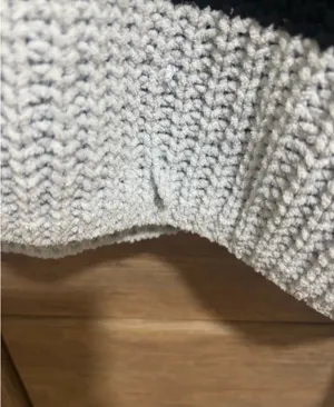 Sweater thumbnail 2