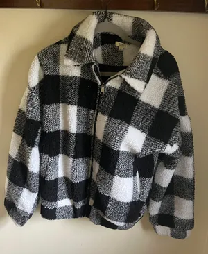 Buffalo Plaid Coat Size M thumbnail 1