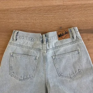 White Fox Jeans Mid Rise Size XS Light Wash Blue thumbnail 5