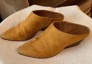 Suede mule boots 🥾 Size 7 thumbnail 1