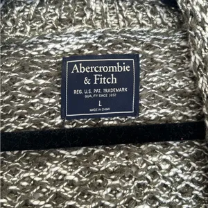 Abercrombie Cardigan thumbnail 2