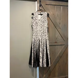 NEW NWT Tuckernuck Gray Gardens Andi Dress 6 thumbnail 2