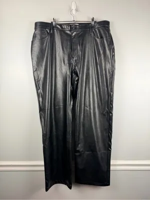 Abercrombie & Fitch High Rise 90s Relaxed Vegan Leather Pant black size 34 curve thumbnail 2