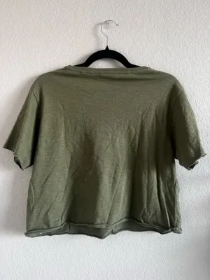 Guess Cropped Short Sleeve Tee L Green thumbnail 5