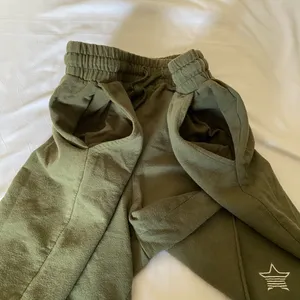 No Boundaries Olive Green Star Logo women’s Shorts size L thumbnail 8