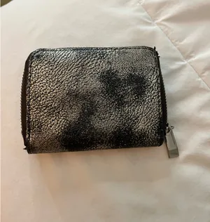 Greg wallet  thumbnail 2